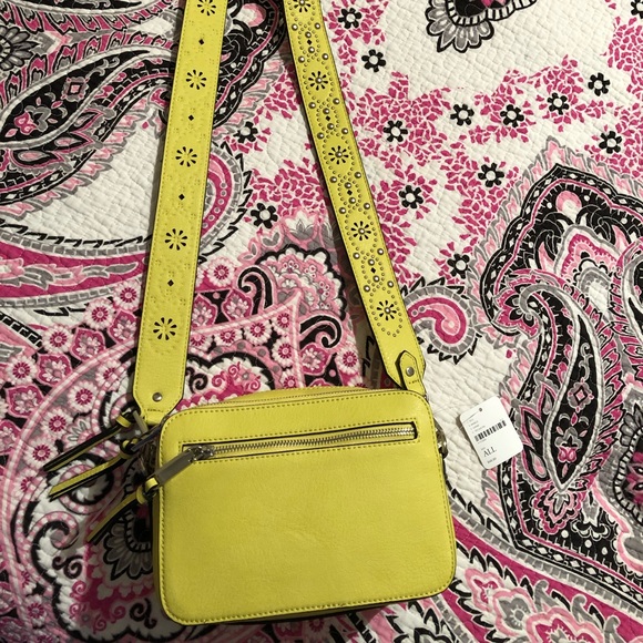 Free People Handbags - NWT FREE PEOPLE CROSSBODY BAG